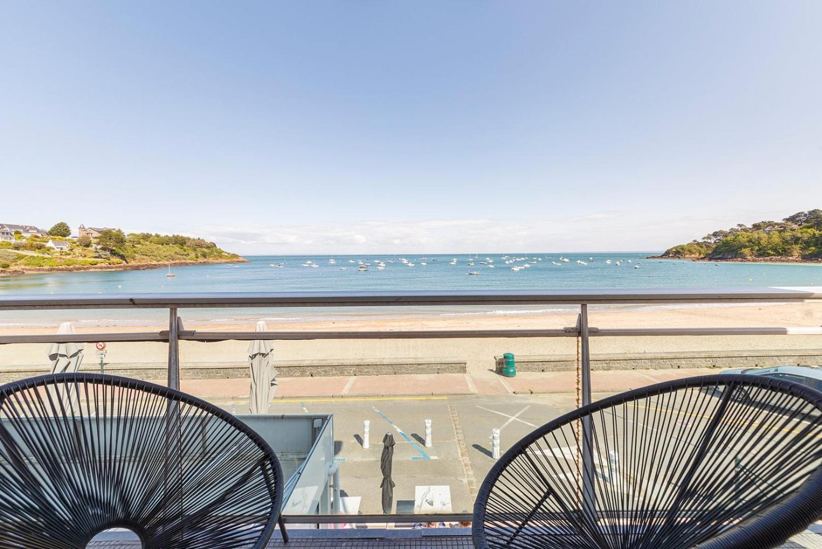 Les Pieds Dans L'Eau - Appartment 1 - Vue Mer ก็องแกล ภายนอก รูปภาพ