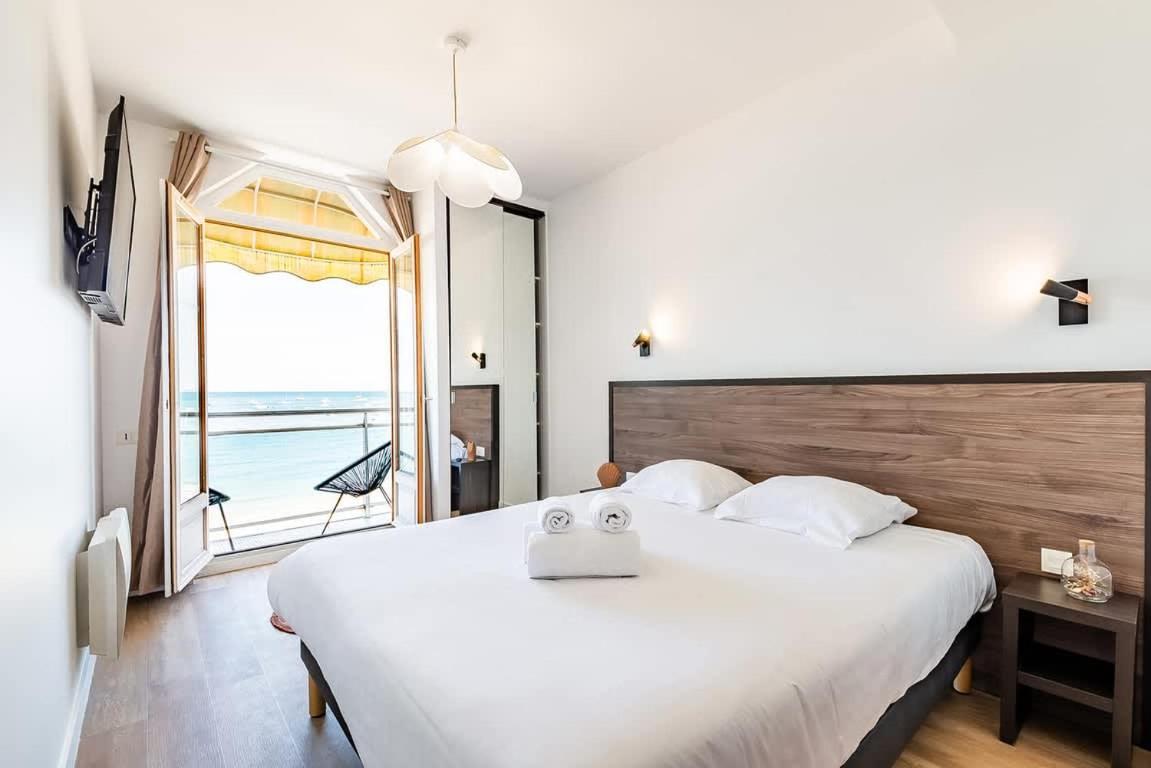 Les Pieds Dans L'Eau - Appartment 1 - Vue Mer ก็องแกล ภายนอก รูปภาพ